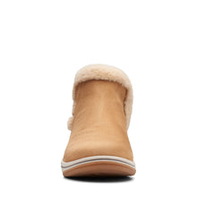 Breeze Fur Tan