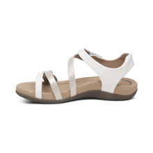 Jess Adjustable Quarter Strap
