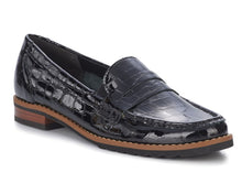 Winnie II Black Croc