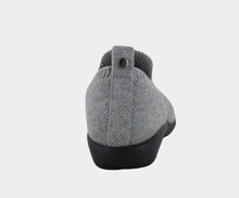 Nuku Knit Gray