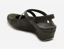 Marjory Wedge