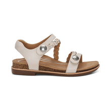 Jenn Quarter Strap Sandal