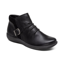 Luna Arch Support Boot Black