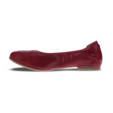 Nairobi Ballet Flat Cherry Lizard