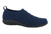 Okahu Navy Knit